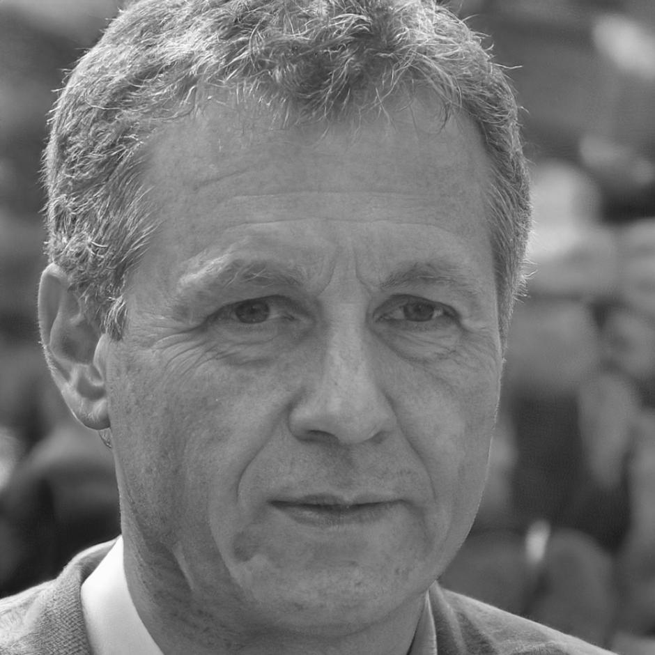 Fotografia de Vasco Loureiro, instrutor de planeamento financeiro